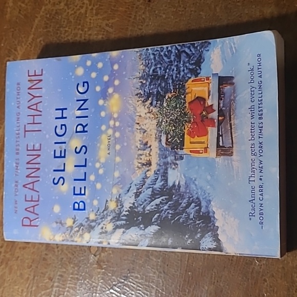 RaeAnne Thayne Sleigh Bells Ring & Christmas At Holiday House Paperbacks - Picture 2 of 6